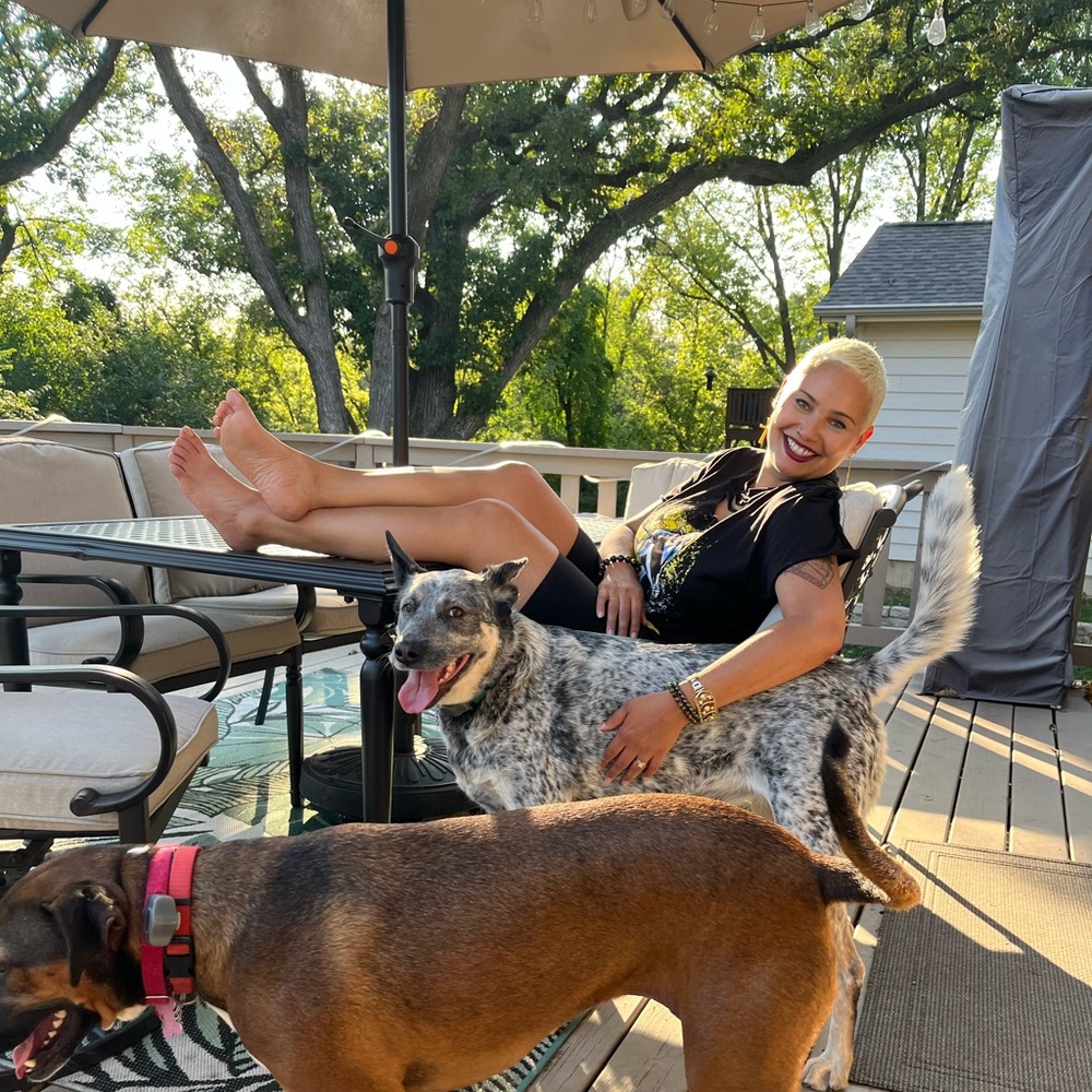 Moi/Hi ✌🏽 - Picture 2 of 8